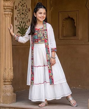 Pine Kids Woven Three Fourth Sleeves Indo Western Set With Embriodery - White