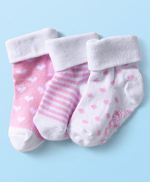 Cutewalk by Babyhug Ankle Length Anti-Bacterial Anti Skid Socks with Stripes & Heart Design Pack of 3 - Pink & White