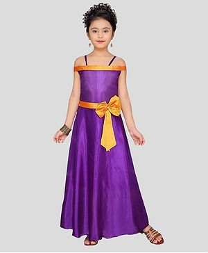 Aarika Silk Woven Cold Shoulder Sleeves Bow Applique Detailed Gown - Purple