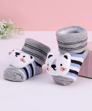 Cute Walk by Babyhug Striped Fabric Socks With Cat Applique - Grey