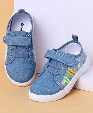 Cute Walk By Babyhug Casual Shoes with Velcro Closure Canvas & Tape Detailing - Blue