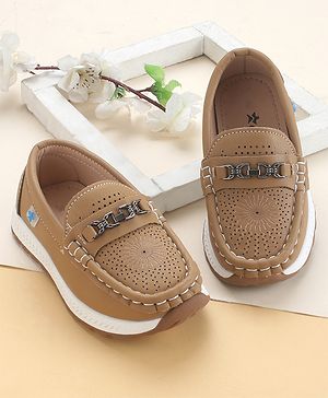 Cute Walk by Babyhug Slip On Solid Coloured Loafers - Tan