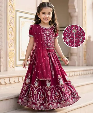 Babyhug Woven Half Sleeves Choli
                              Lehenga & Dupatta Set With Floral
                              Embroidery - Fuchsia