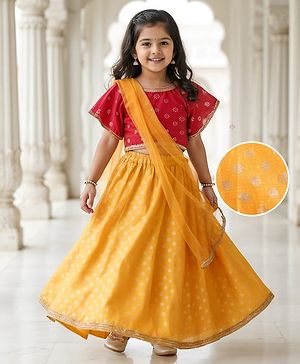 EARTHY TOUCH Woven Half Flutter Sleeves Choli Lehenga Set With Dupatta Floral Print & Lace Detailing - Mustard & Light Red