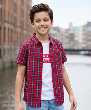 Pine Kids Cotton Woven Half Sleeves Checkered Shirt With T-Shirt - Red