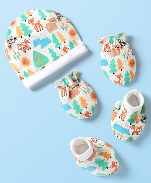 Babyhug 100% Cotton Interlock Knit Cap Mittens & Booties Set With Animal Print White - Diameter 9 cm