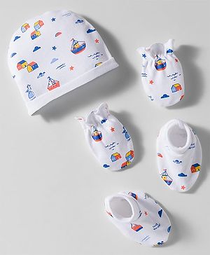 Babyhug 100% Cotton Knit Cap Mittens & Booties With Boat Print White - Diameter 9 cm