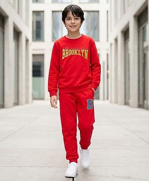 Pine Kids Looper Knit Full Sleeves Winter Wear Sweatshirt & Joggers Set with Brooklyn Text Print - Red