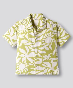 Bonfino Woven Half Sleeves Drop Shoulder Resort Collar Printed Shirt - Light Green