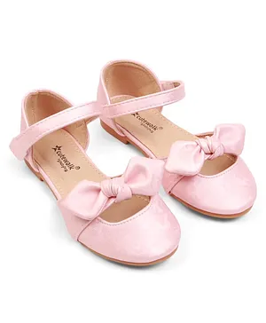 Cute Walk by Babyhug Velcro Closure Ballerina
                      with Bow Applique - Pink