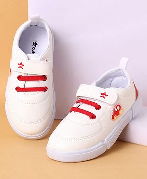 Cute Walk by Babyhug Velcro Closure Casual Shoes with Car Applique - White