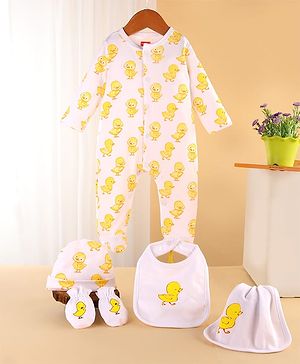 Babyhug 100% Cotton Knit Baby Gift Set With Duck Print - White