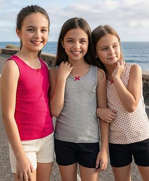 Pine Kids Knit Sleeveless Vests With Polka Dots Print Pack Of 3 (Colour May Vary)