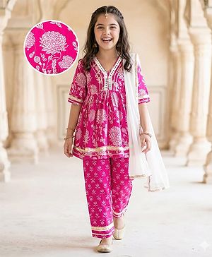Pine Kids Cotton Woven Three Fourth Sleeves Kurta Salwar & Dupatta Set With Floral Print - Pink