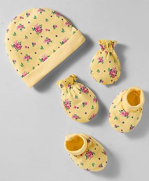 Babyhug 100% Cotton Interlock Knit Cap Mittens & Booties Set With Floral Print Yellow - Diameter 12 cm
