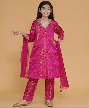 Piccolo Silk Woven Three Fourth Sleeves Floral Printed & Gota Lace Embellished Coordinating Kurti Pant With Dupatta Set - Pink