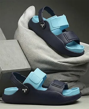 Toothless Colour Blocked Lightweight Mock
                      Sandal Designed Velcro Closure Clogs - Navy &
                      Sky Blue