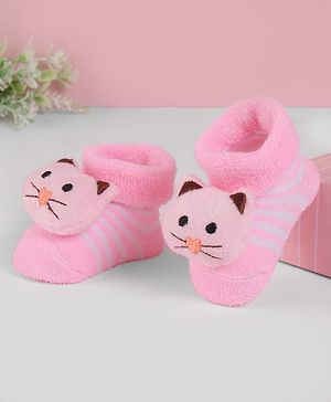 Cute Walk by Babyhug Socks With Kitty Applique - Pink