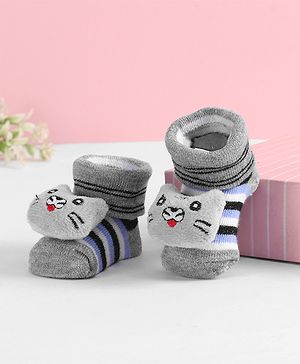 Cute Walk by Babyhug Socks  with Cat Applique - Grey