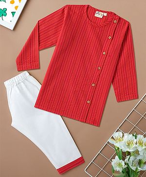 Desi Soota Cotton Woven Full Sleeves Katha Work Detailed Kurta & Pyjama Set  - Red