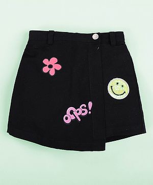 Kiddopanti Cotton Woven Oops Printed Badge Detailed Skort - Black