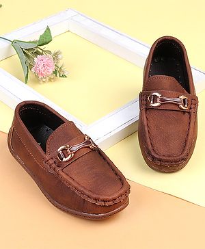 Cute Walk by Babyhug Slip On Solid Loafers - Khaki
