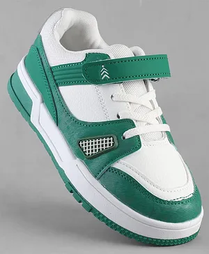 Pine Kids Sneaker Shoes With Velcro Closure -
                      Green
