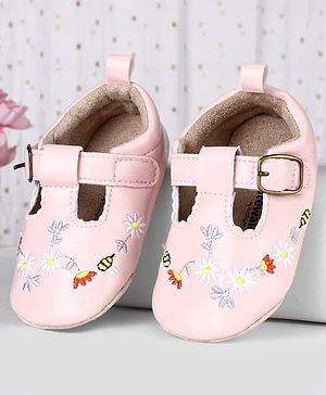 Cute Walk by Babyhug Velcro Closure Booties with Embroidery - Pink