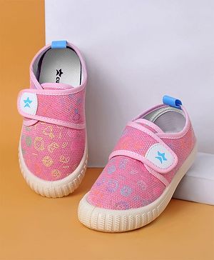 Cute Walk by Babyhug Casual Shoes with Velcro Closure And  Gamer Theme Print - Pink