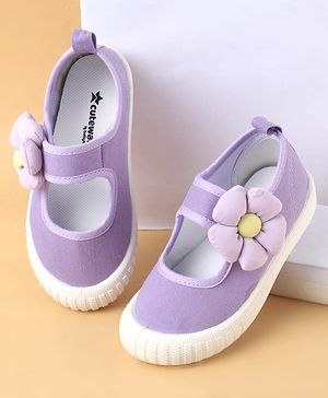 Cute Walk by Babyhug Casual Shoes with Velcro Closure & Floral Applique - Purple
