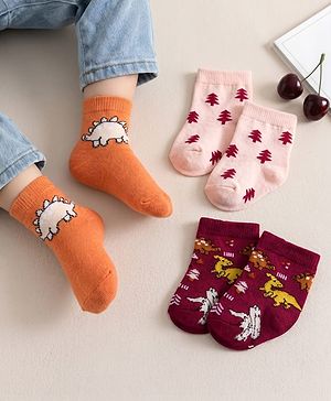 Cute Walk by Babyhug Knit Ankle Length Antibacterial Socks With Dino Design Pack Of 3 - Maroon Orange & Peach