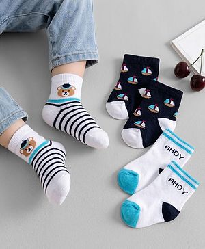 Cute Walk by Babyhug knit Ankle Length Socks With Animal Design Pack Of 3 - White & Black