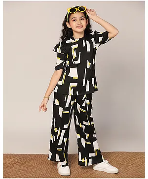 Fashion Dream Cotton Blend Knit Three
                              Fourth Sleeves Abstract Printed Top &
                              Pant Set - Black