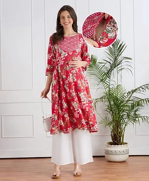 Bella Mama Woven Three Fourth Sleeves
                              Maternity Suit Set with Floral Embroidered
                              Yoke - Pink