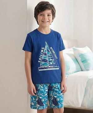 Pine Kids Single Jersey Knit Half Sleeves Shorts Night Suit With Boat Print - Blue