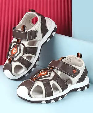 Cute Walk by Babyhug Sandals With Velcro
                      Closure and Brand Logo - Dark Brown