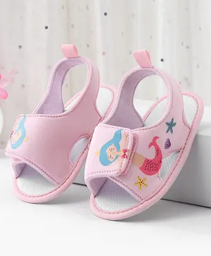 Cute Walk by Babyhug Booties With Mermaid
                      Design - Pink