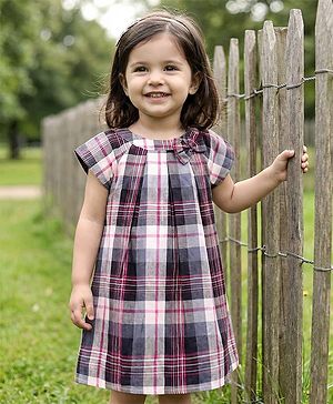 Babyhug 100% Cotton Woven Half Sleeves Knee Length Checkered Dress With Bow Applique - Multicolour