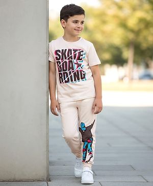 Pine Kids Cotton Knit Half Sleeves T-Shirt & Joggers Set With Skateboarding Print - Beige