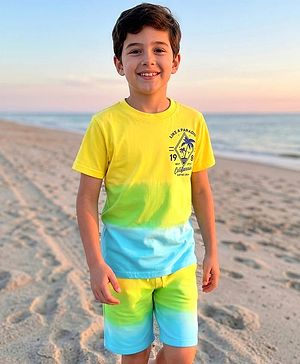 Pine Kids Single Jersey Knit Half Sleeves T-Shirt & Shorts Set with Beach Theme Print - Yellow