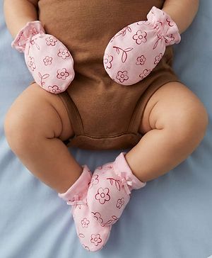 Babyhug 100% Cotton Knit Mittens & Booties With Floral Print - Pink
