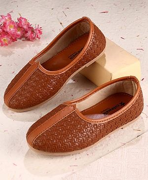 Cute Walk by Babyhug Slip on Self Designed Mojaris - Brown