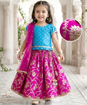 Babyhug Woven Half Puffed Sleeves
                              Choli Lehenga Set with Dupatta &
                              Floral Foil Print - Purple