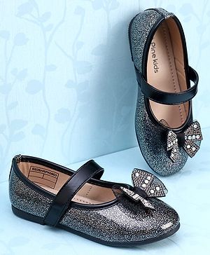 Pine Kids Velcro Closure Closed Toe Ballerina with Bow Applique - Black