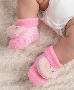 Cute Walk by Babyhug Socks With Heart Applique - Pink