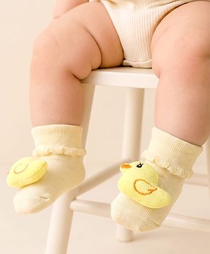 Cute Walk by Babyhug Socks With Bird Applique - Yellow