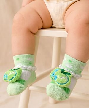 Cute Walk by Babyhug Socks With Animal Applique - Lime Green