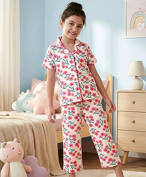 Pine Kids Cotton Knit Half Sleeves Shirt & Capri Night Suit With Floral Print - White