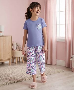 Pine Kids Cotton Knit Half Sleeves Capri Night Suit With Heart Print - Lavender