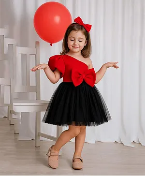 Foreverkidz Scuba Woven One Shoulder
                              Half Puffed Sleeves Bow Applique Detailed
                              Dress - Red